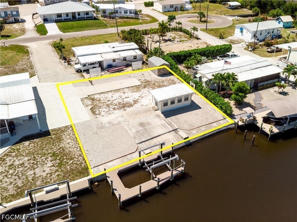 5150 Sandpiper Dr, ST. JAMES CITY