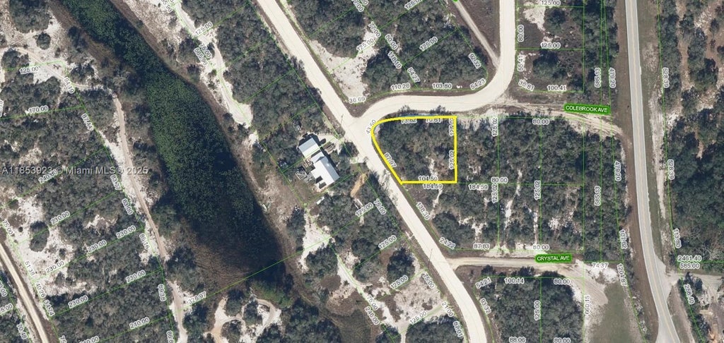 231 Lakeland Dr, Lake Placid