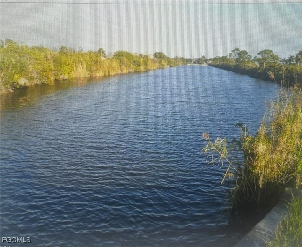 2304 Nw 25th Ter, CAPE CORAL