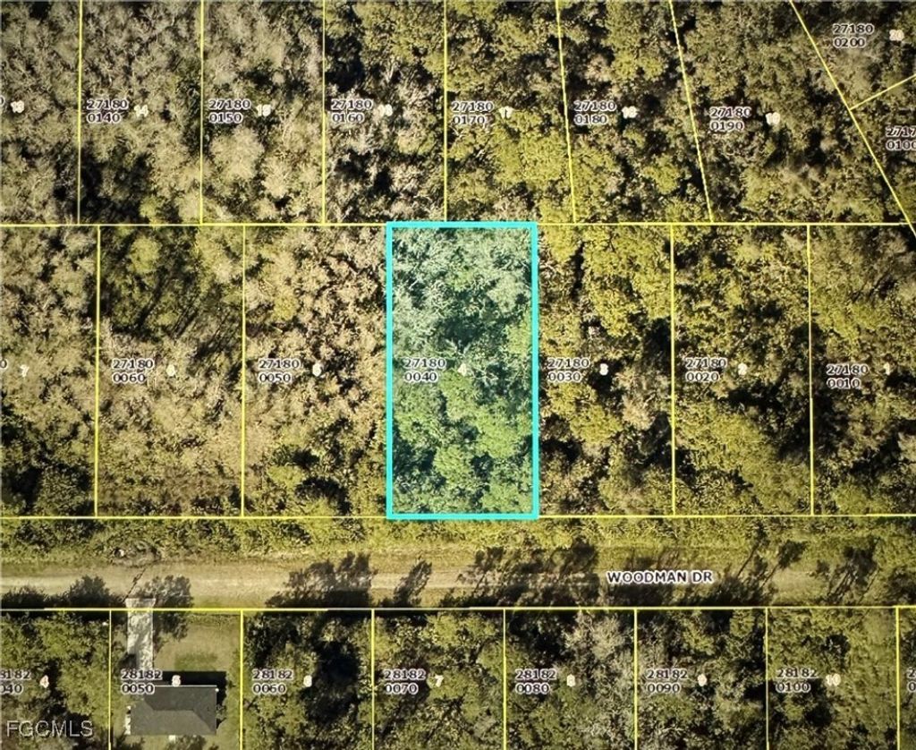514 Woodman Dr, LEHIGH ACRES