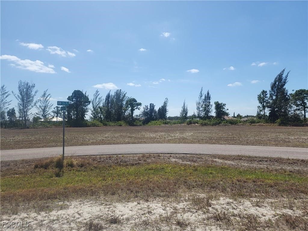 2600 Nw 26th Ct, Cape Coral