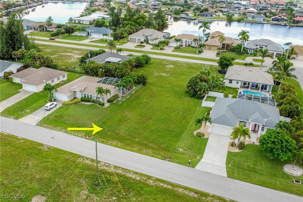 3223 Sw 7th Ln, CAPE CORAL