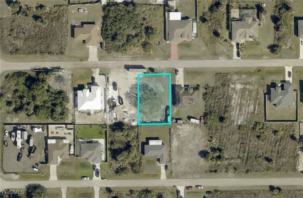 746 Alamo St E, Lehigh Acres