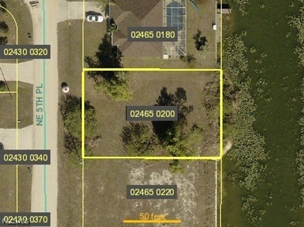 1425 Ne 5th Pl, CAPE CORAL