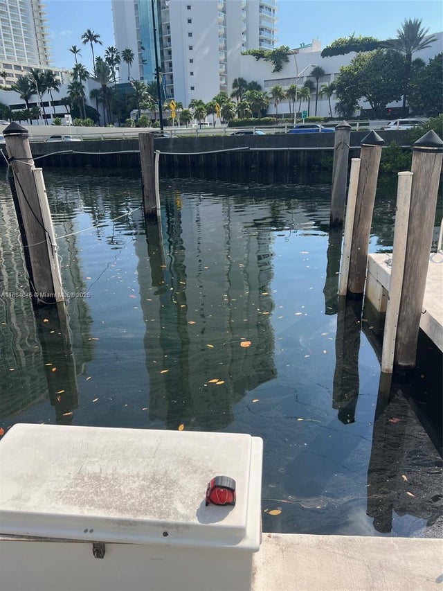 4 of 8 - 16400 Collins Oceania Marina Boat Slip, Sunny Isles Beach, FL