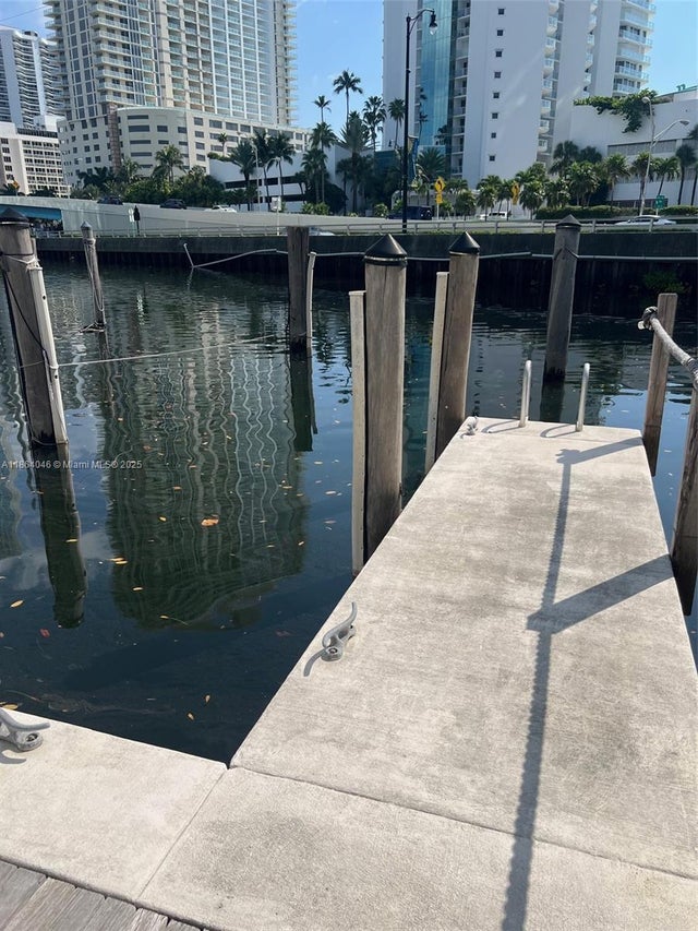 5 of 8 - 16400 Collins Oceania Marina Boat Slip, Sunny Isles Beach, FL