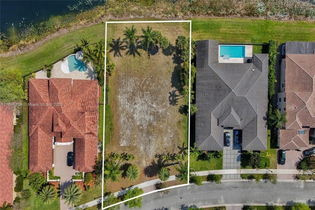 2 of 7 - 19068 Park Ridge St, Weston, FL