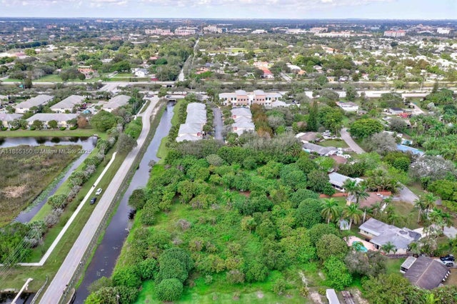 5 of 16 - 76 Sw Ave, Davie, FL
