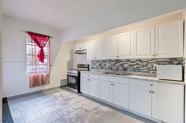 4 of 45 - 71 Nw 34th Ter, Miami, FL