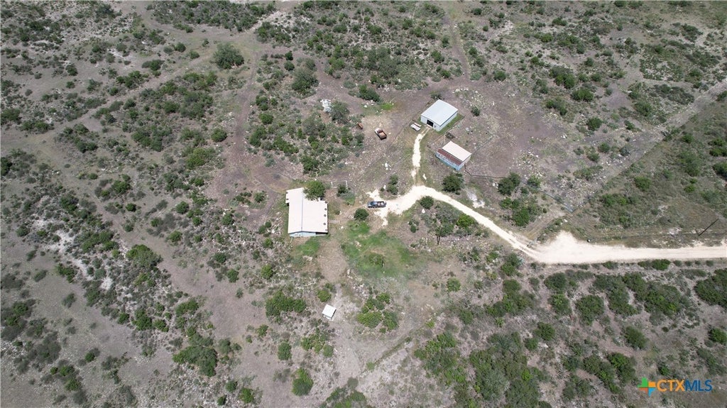 1860 Rocky Ridge Road, Uvalde