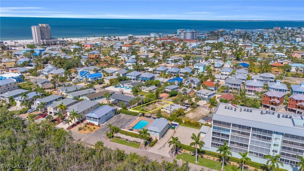 250 Fairweather Ln, FORT MYERS BEACH