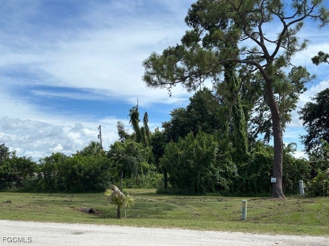 842 Whispering Pines Rd, CAPE CORAL