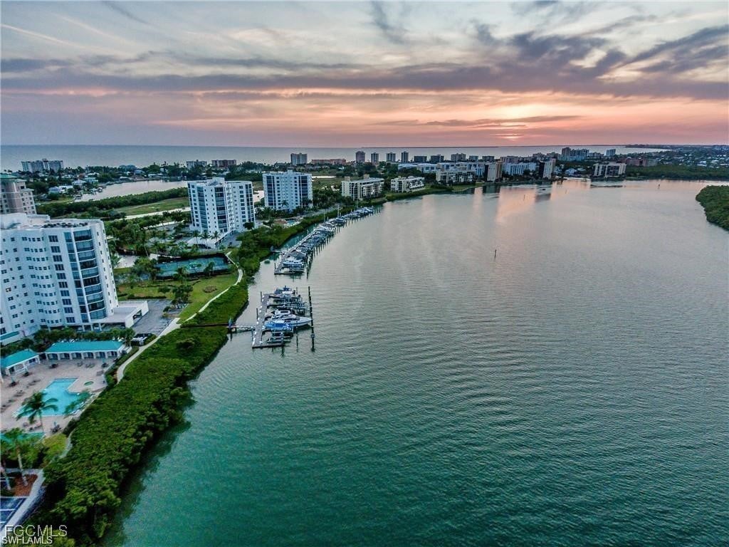 4187 Bay Beach #b28 Ln, Fort Myers Beach