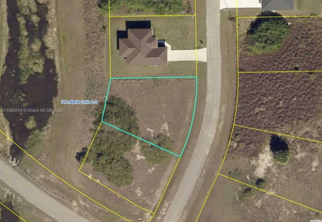 7003 Shasta Cir, La Belle