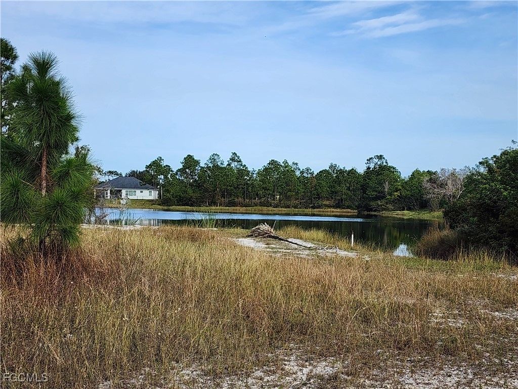 1230 Edelweiss St E, LEHIGH ACRES
