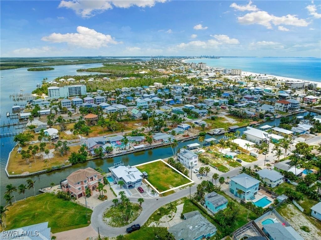 290 Ohio Ave, FORT MYERS BEACH