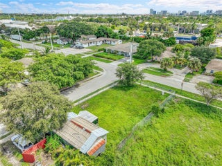 Photo of Listing #A11879517