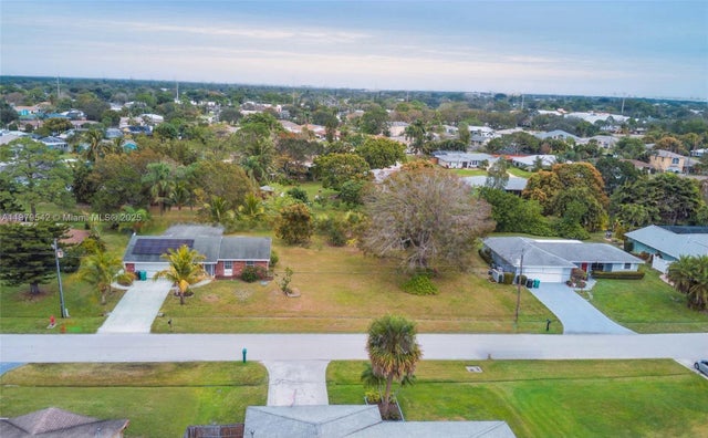 Photo of Listing #A11879542