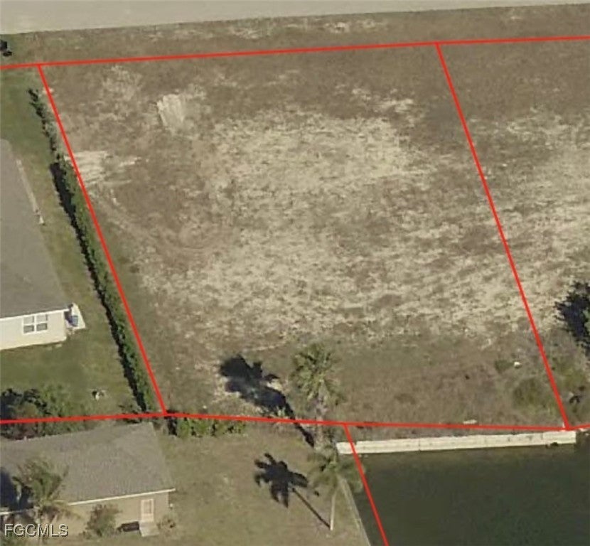 210 Nw 23rd Ter, CAPE CORAL