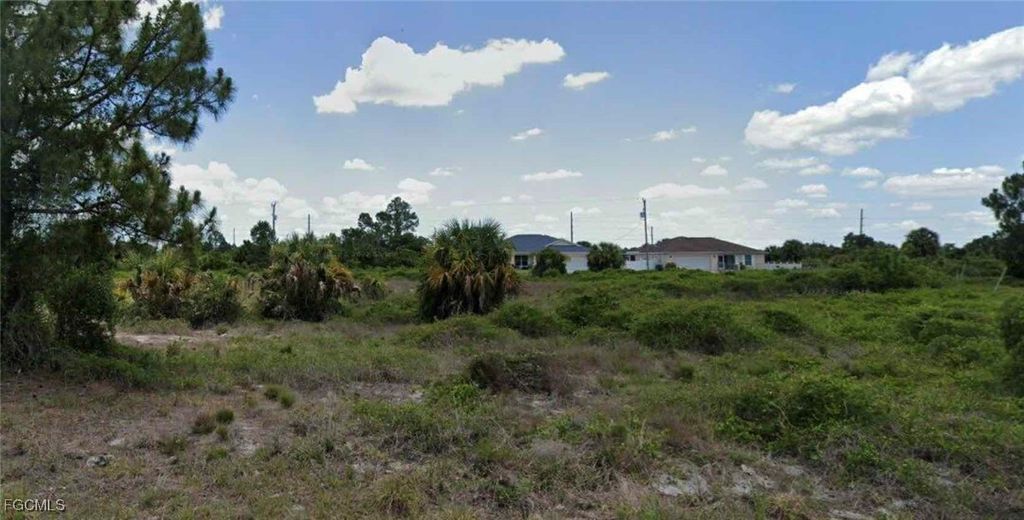 915 Citrus Ave S, Lehigh Acres