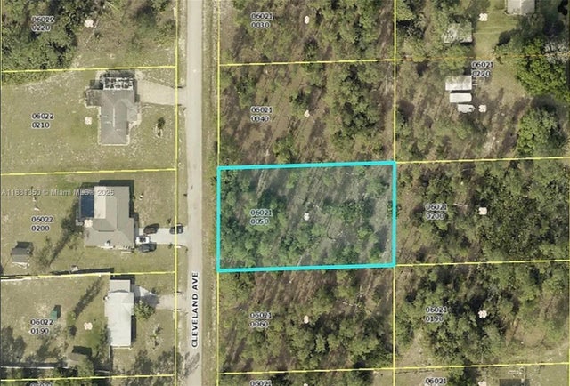 1 of 2 - 1314 Cleveland Ave, Lehigh Acres, FL