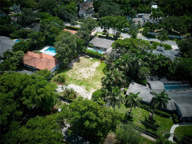 2 of 9 - 6810 Granada Blvd, Coral Gables, FL