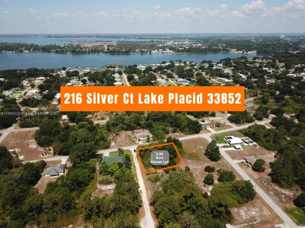 216 Silver Ct, Lake Placid