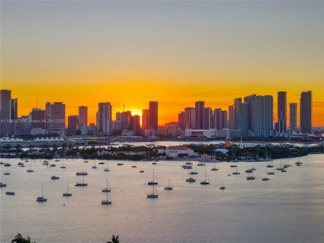 2 of 69 - 228 + 302 W Dilido Dr, Miami Beach, FL