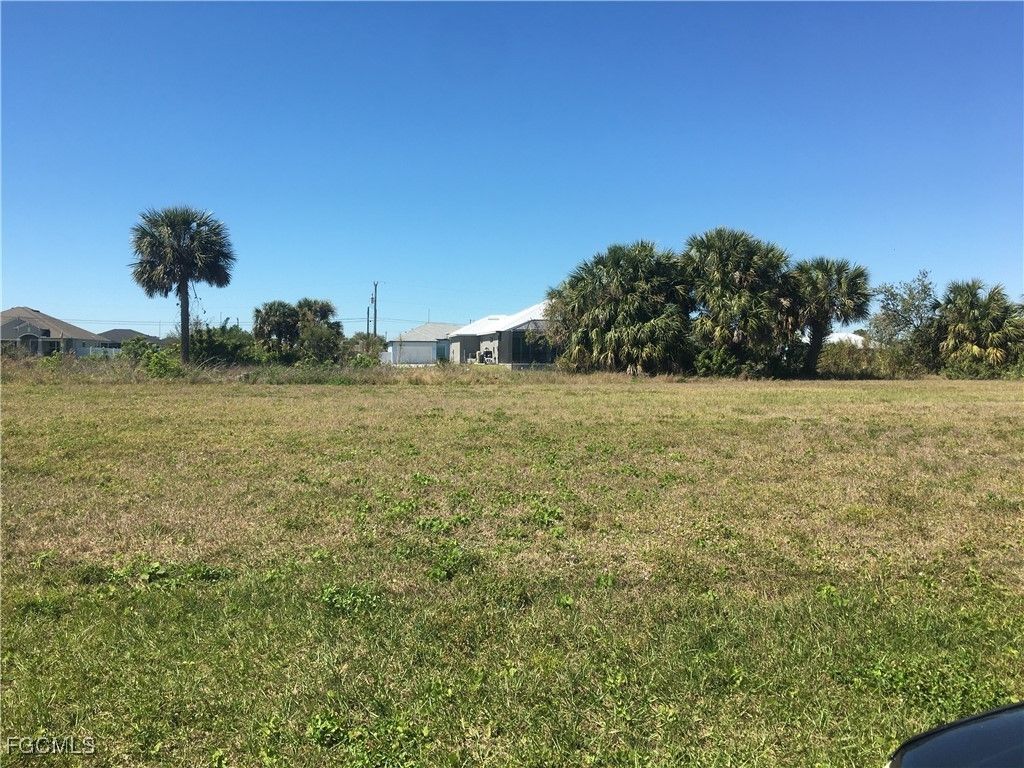 1816 Nw 30th Pl, Cape Coral