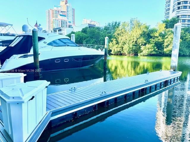 3 of 12 - 3575 Mystic Pointe Dr, Slip 37, Aventura, FL