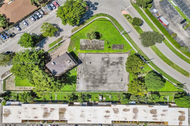 5 of 13 - 2600 Nw 60th Ter, Sunrise, FL