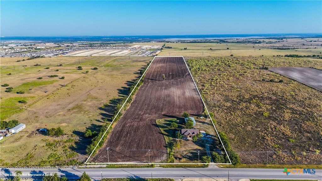 1501 Fm 487, Jarrell