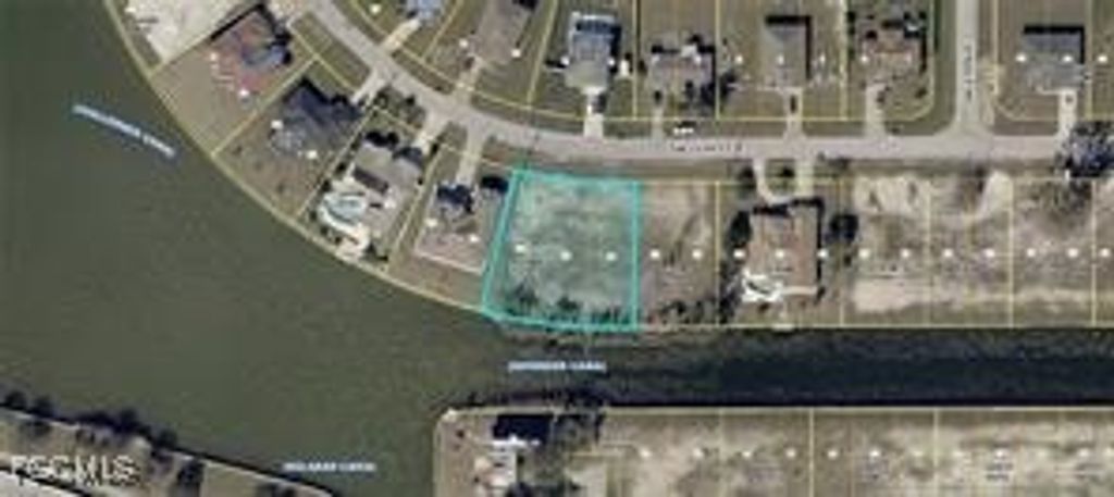 436 Sw 24th St, Cape Coral