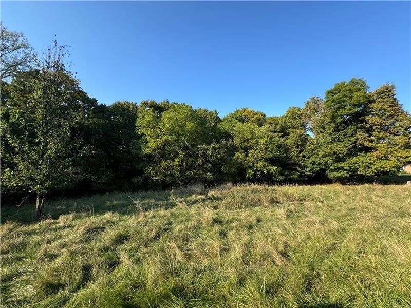 Fifth Street, Redstone