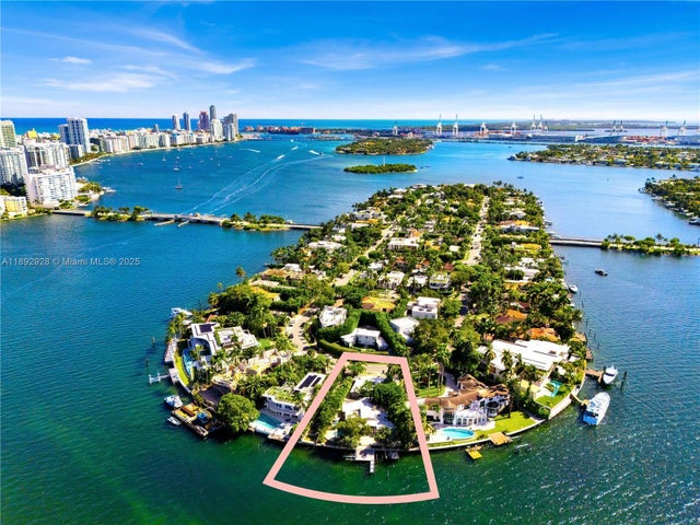 2 of 12 - 444 W Rivo Alto Dr, Miami Beach, FL