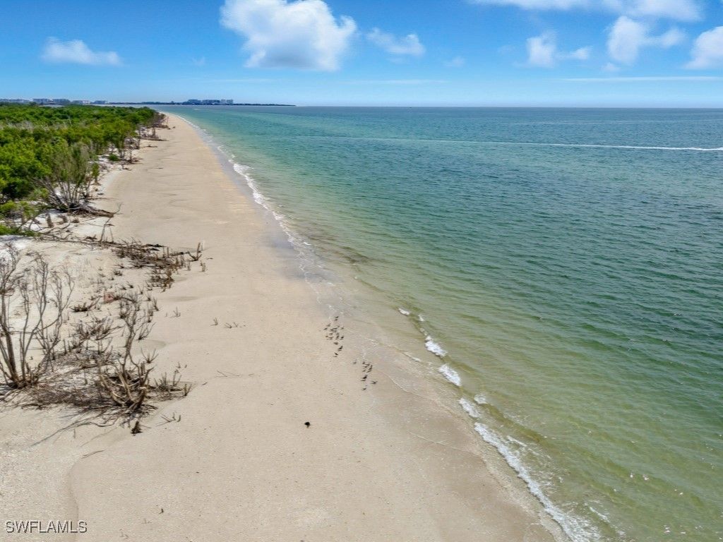 11799 Keewaydin, Naples