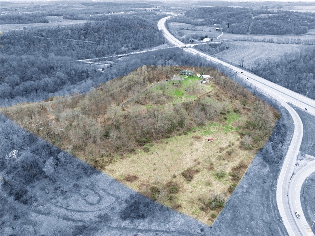 201 Sherwood Drive, New Galilee