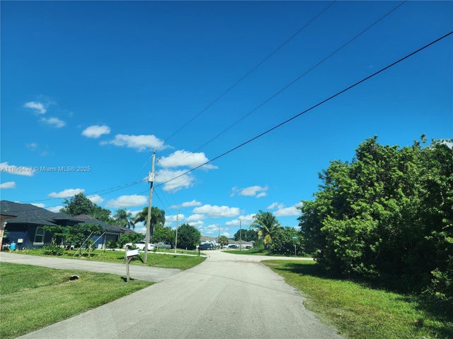 3 of 5 - 580 Rabbit Ave, Port St Lucie, FL