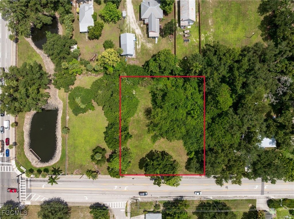 2542 And 2546 2nd St, FORT MYERS