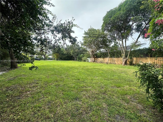 4 of 8 - 133 Ne 99th St, Miami Shores, FL