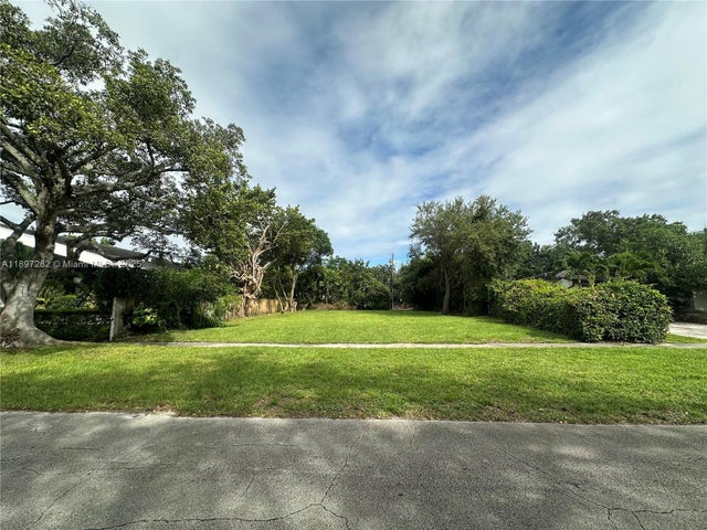 5 of 8 - 133 Ne 99th St, Miami Shores, FL