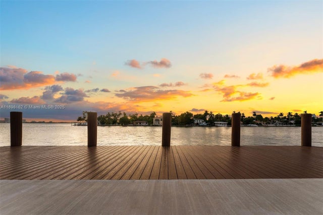 2 of 17 - 7508 W Treasure Dr, North Bay Village, FL