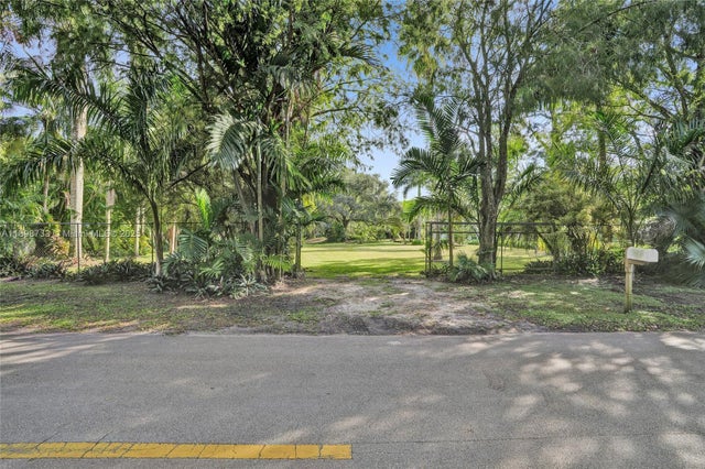 2 of 27 - 14270 Sw 20th Street, Davie, FL