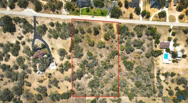 205 Trophy Lane, Poteet