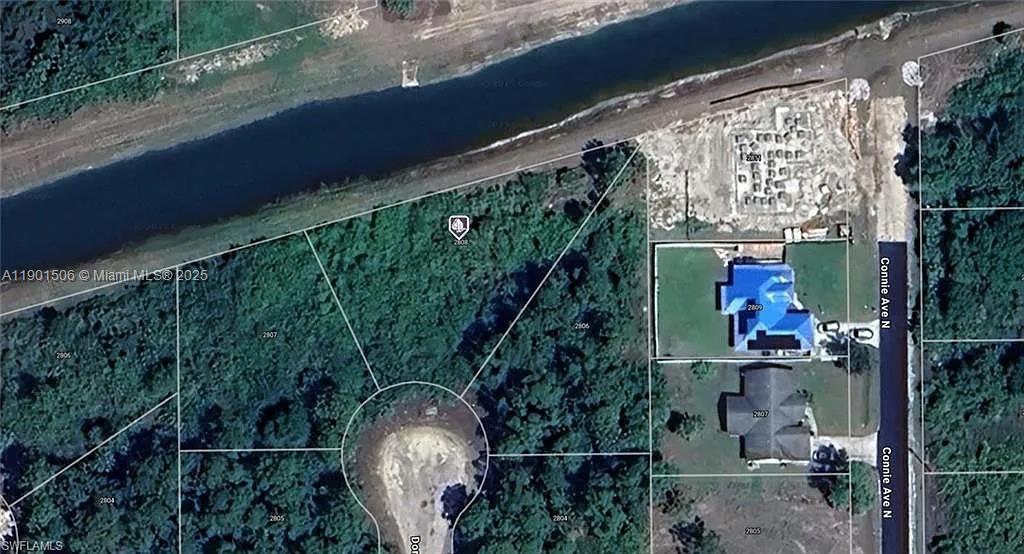 2808 Dora Cir, Lehigh Acres