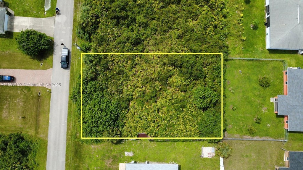 E 3006 W 64, Lehigh Acres