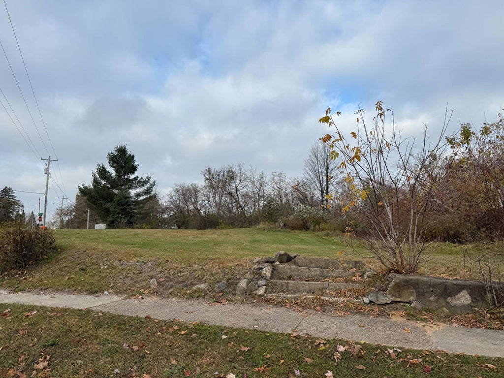 1205 Eagle St, Rhinelander