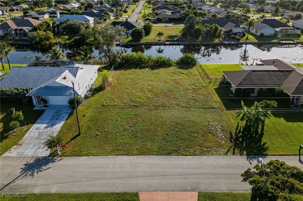 3803 Sw 5 Pl, CAPE CORAL