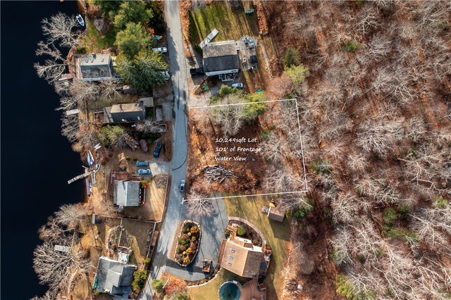 West Shore Rd, Exeter