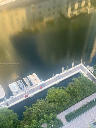 Photo of Listing #A11906752